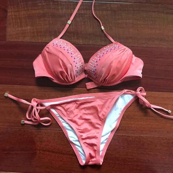 Victoria’s Secret Swimsuit - Picture 1 of 4